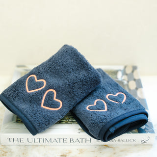Weezie Makeup Towel