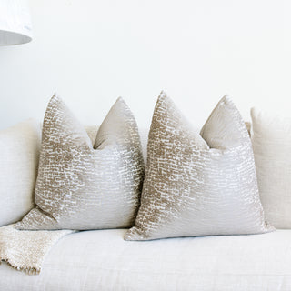 Regine Pillow