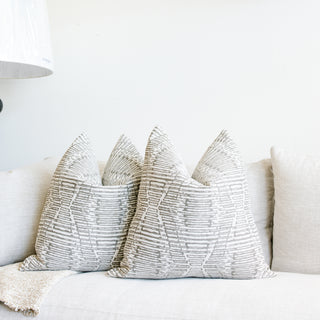 Ozetta Pillow