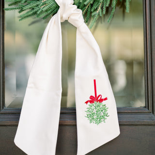 Mistletoe Wreath Sash